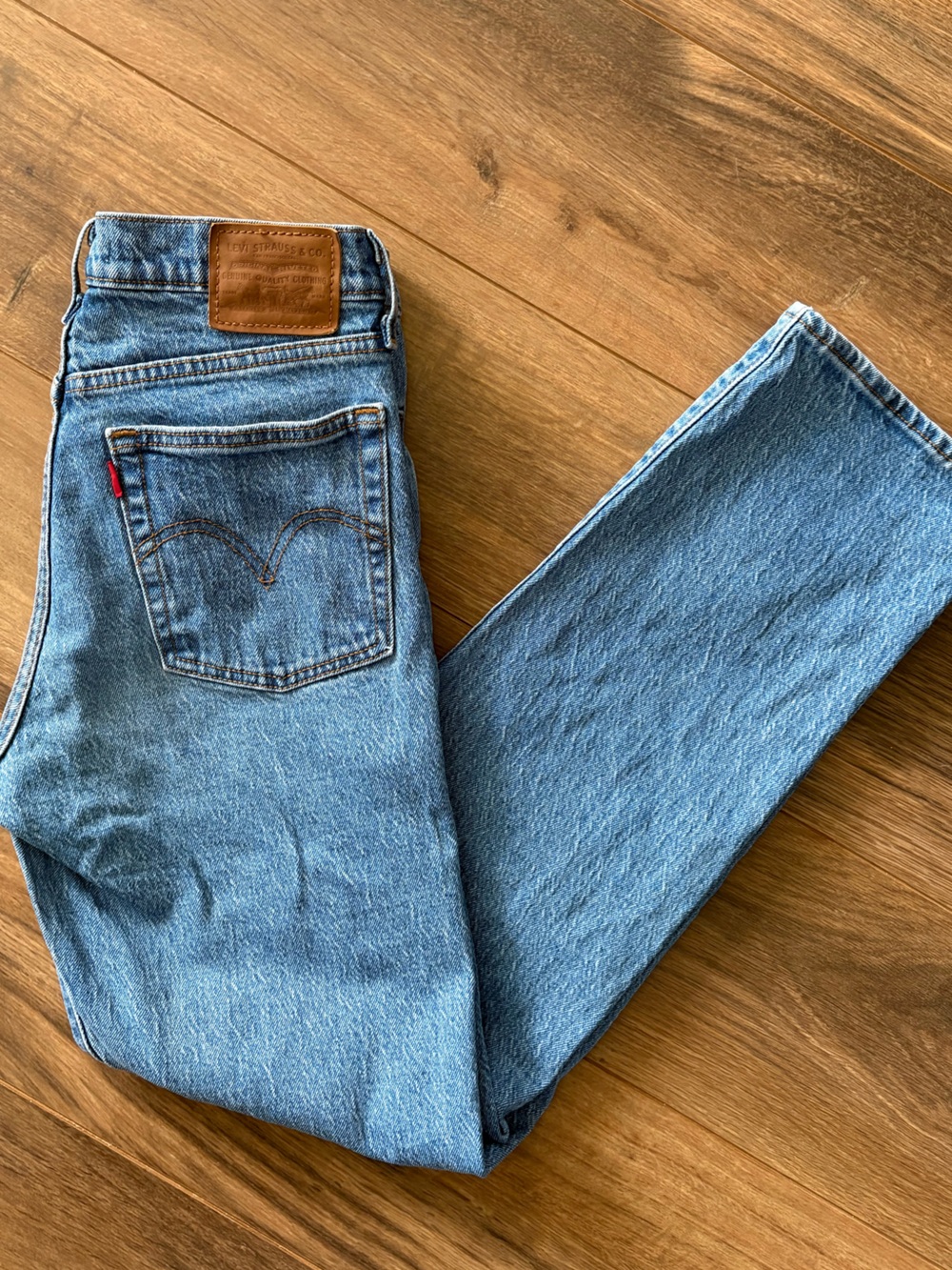 Levi’s Wedgie Straight